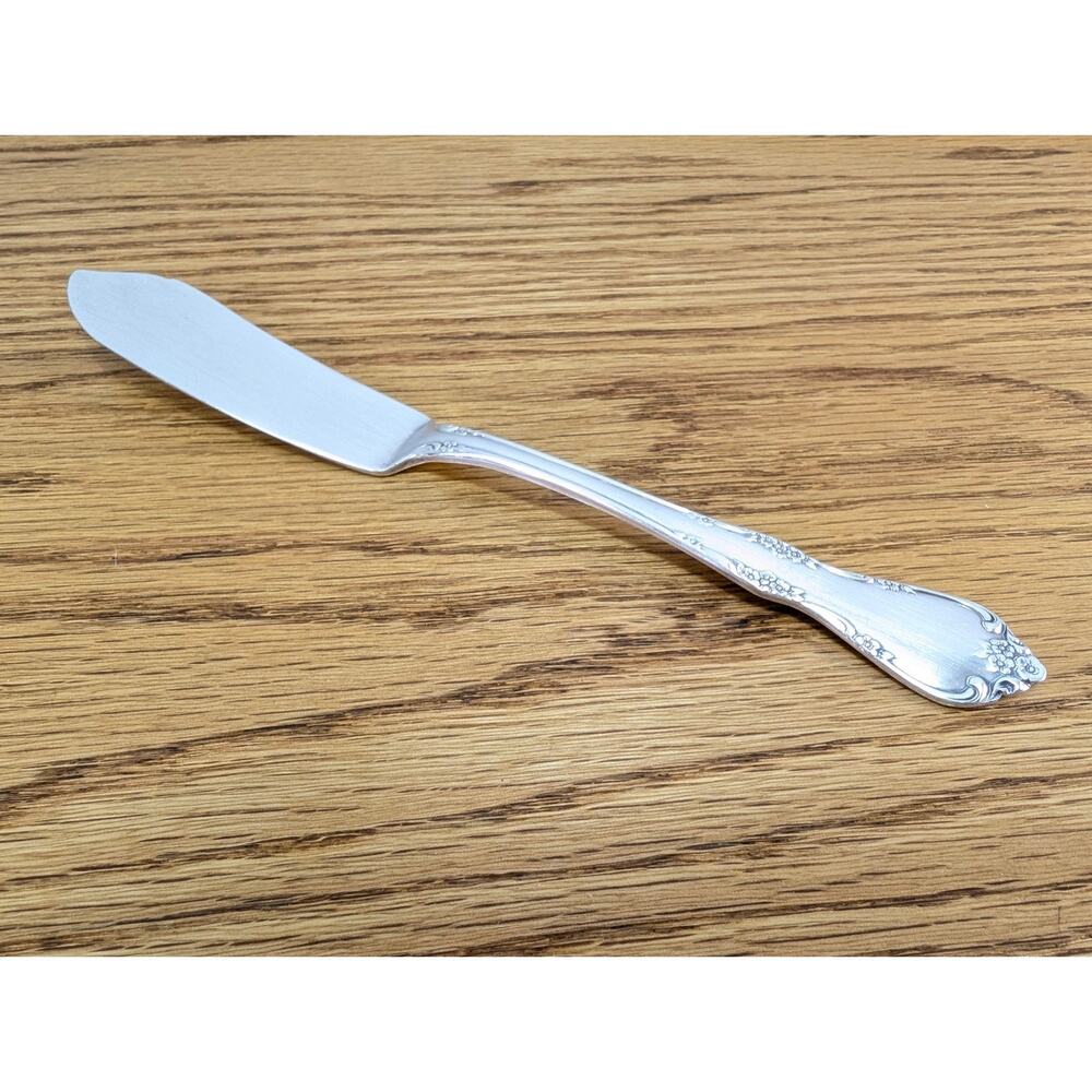 Oneida Community Fredericksburg Silverplate Master Butter Knife Floral Vintage